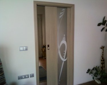 Posuvné dveře
